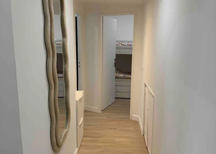 Nikaia - 2br Close To Everything